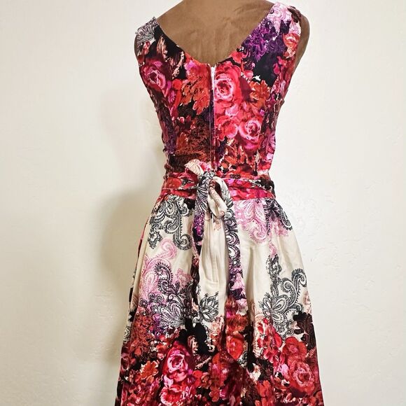 Elegant Floral Midi Dress - Red and Purple - Picture 6 of 13